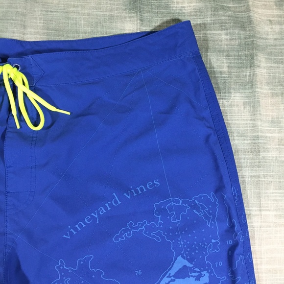 Vineyard Vines Board Shorts Swim Trunks - Picture 3 of 6